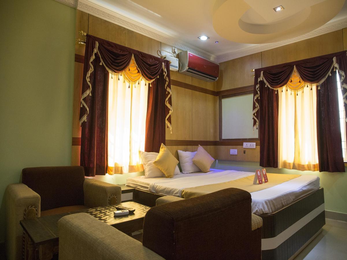 Hotel Oyo 4526 Jaydev Vihar Bhubaneswar Exterior foto