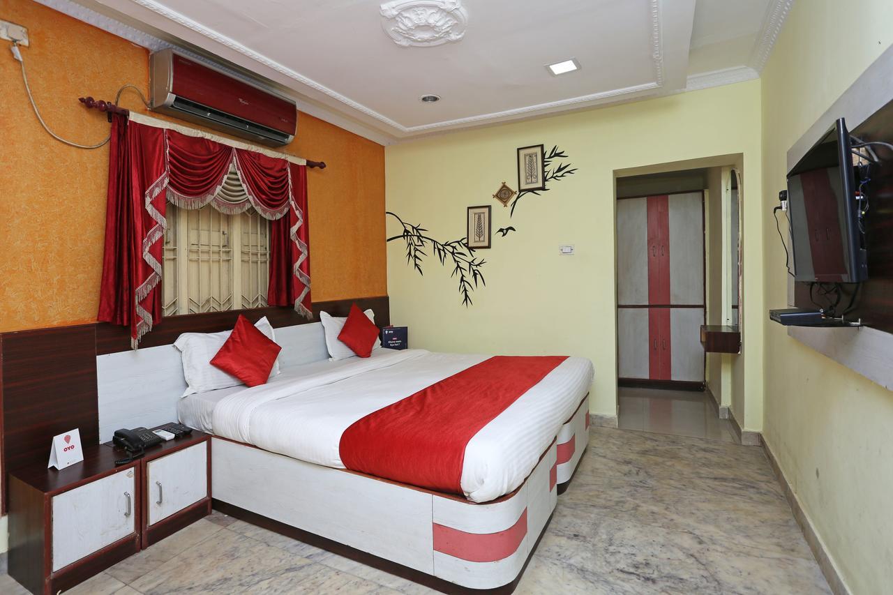 Hotel Oyo 4526 Jaydev Vihar Bhubaneswar Exterior foto