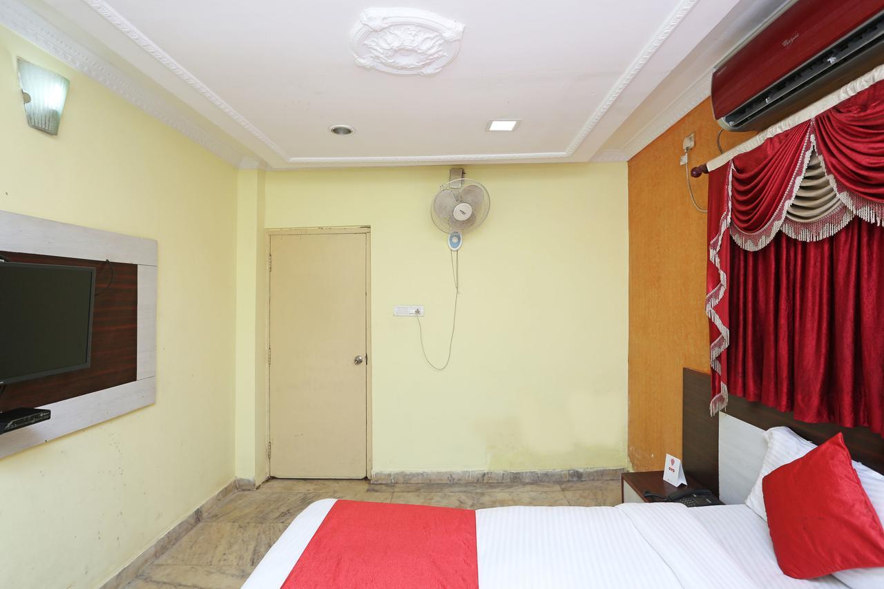 Hotel Oyo 4526 Jaydev Vihar Bhubaneswar Exterior foto